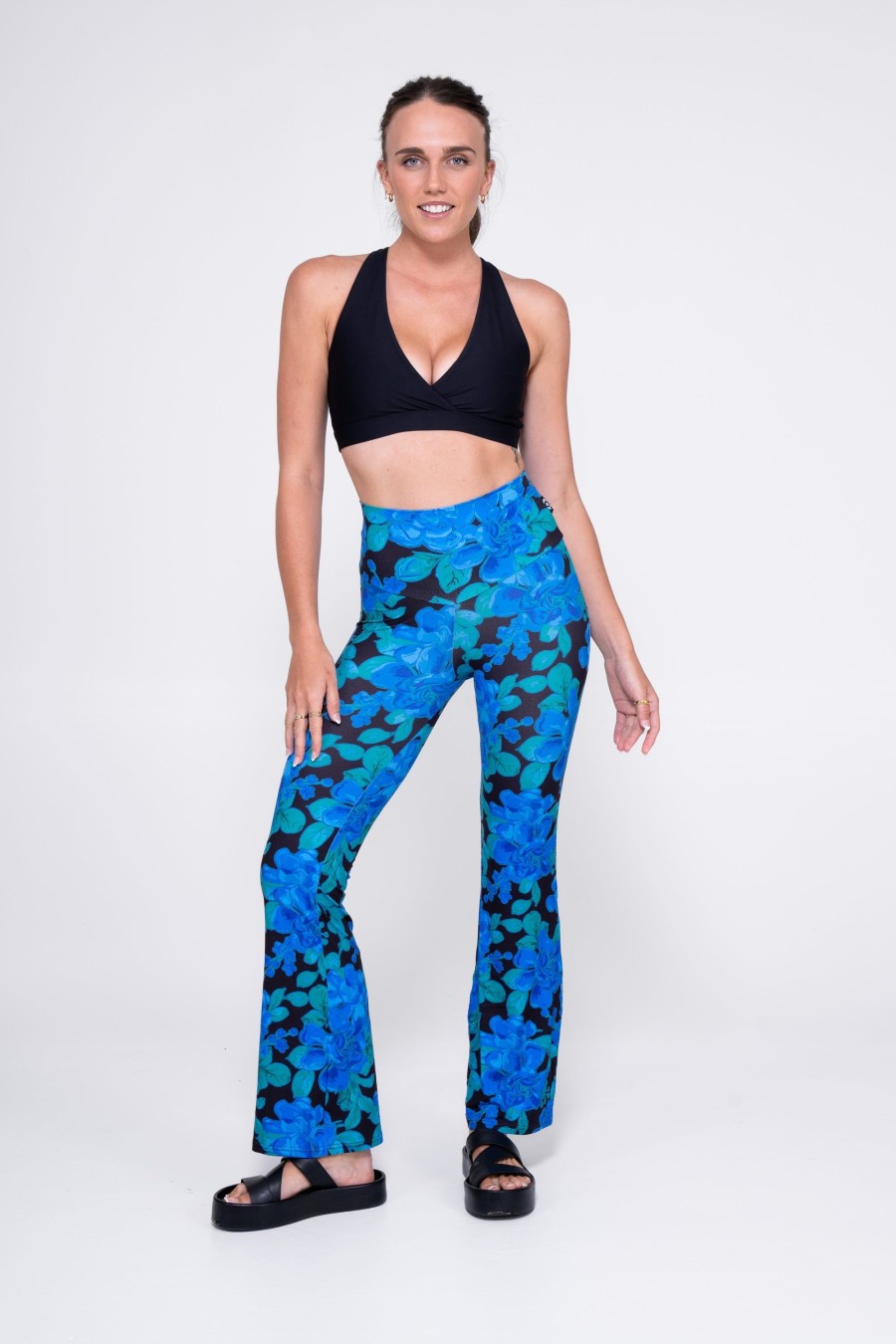 Women R2W BOOTLEG | Tenderness Soft To Touch - High Waisted Bootleg Pant