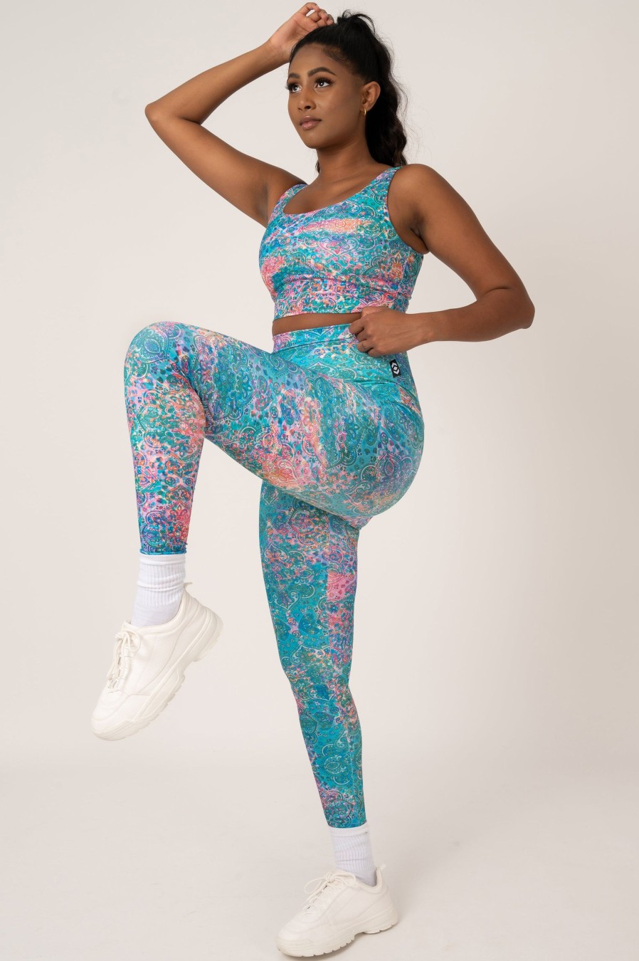 Women R2W LEGGINGS | Mandala Rainbow Performance - Extra High Waisted Leggings