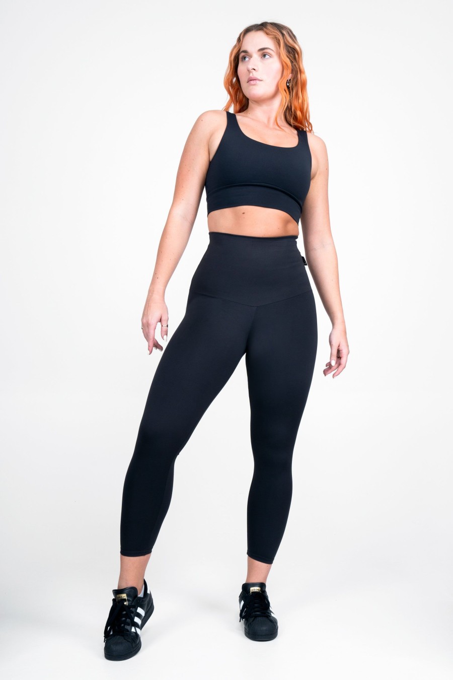 Women R2W 7/8 | Black Body Contouring - Extra High Waisted 7/8 Leggings