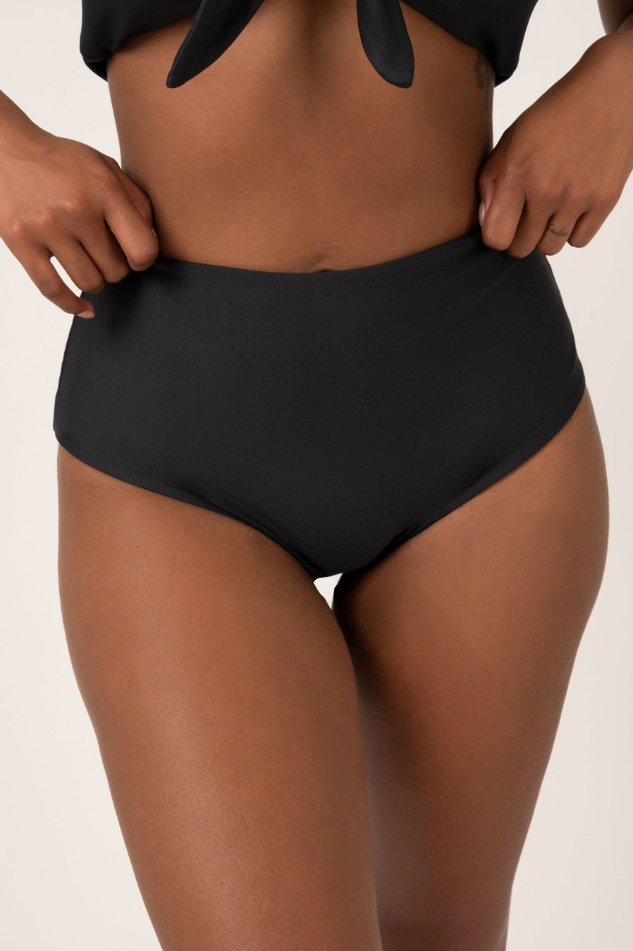 Women R2W BIKINI BOTTOMS | Black Performance - High Waisted Extra Coverage Bikini Bottoms