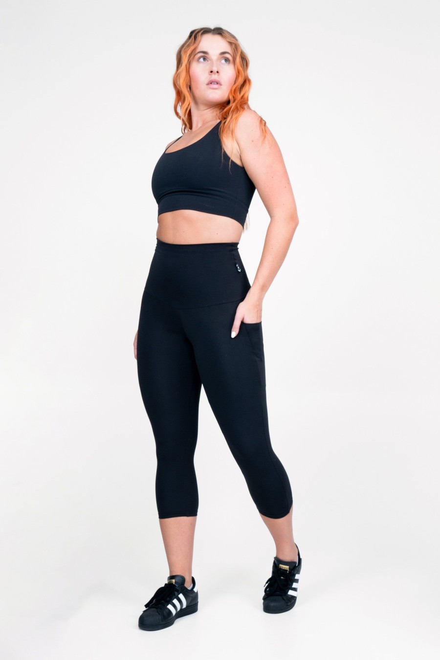 Women R2W CAPRI | Black Body Contouring - Panel Pocket Extra High Waisted Capri Leggings