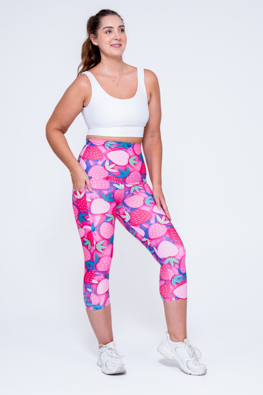 Women R2W CAPRI | Pick Me Performance - Panel Pocket Extra High Waisted Capri Leggings