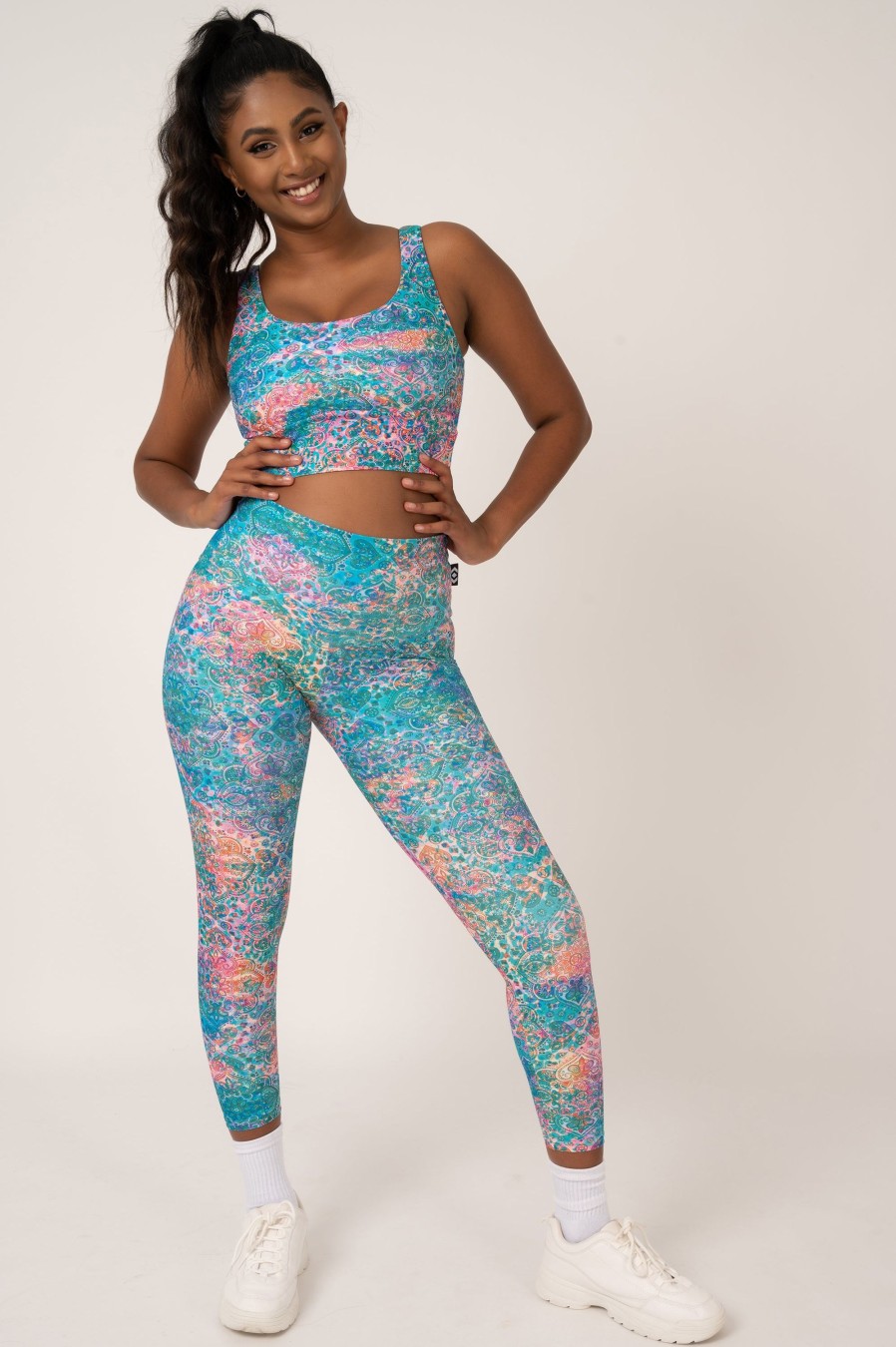 Women R2W 7/8 | Mandala Rainbow Performance - High Waisted 7/8 Leggings