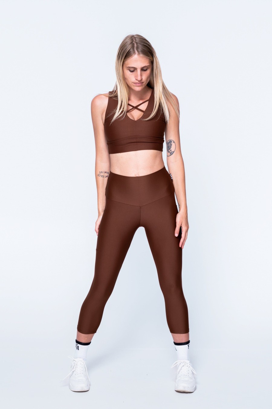 Women R2W CAPRI | Chocolate Performance - Panel Pocket High Waisted Capri Leggings