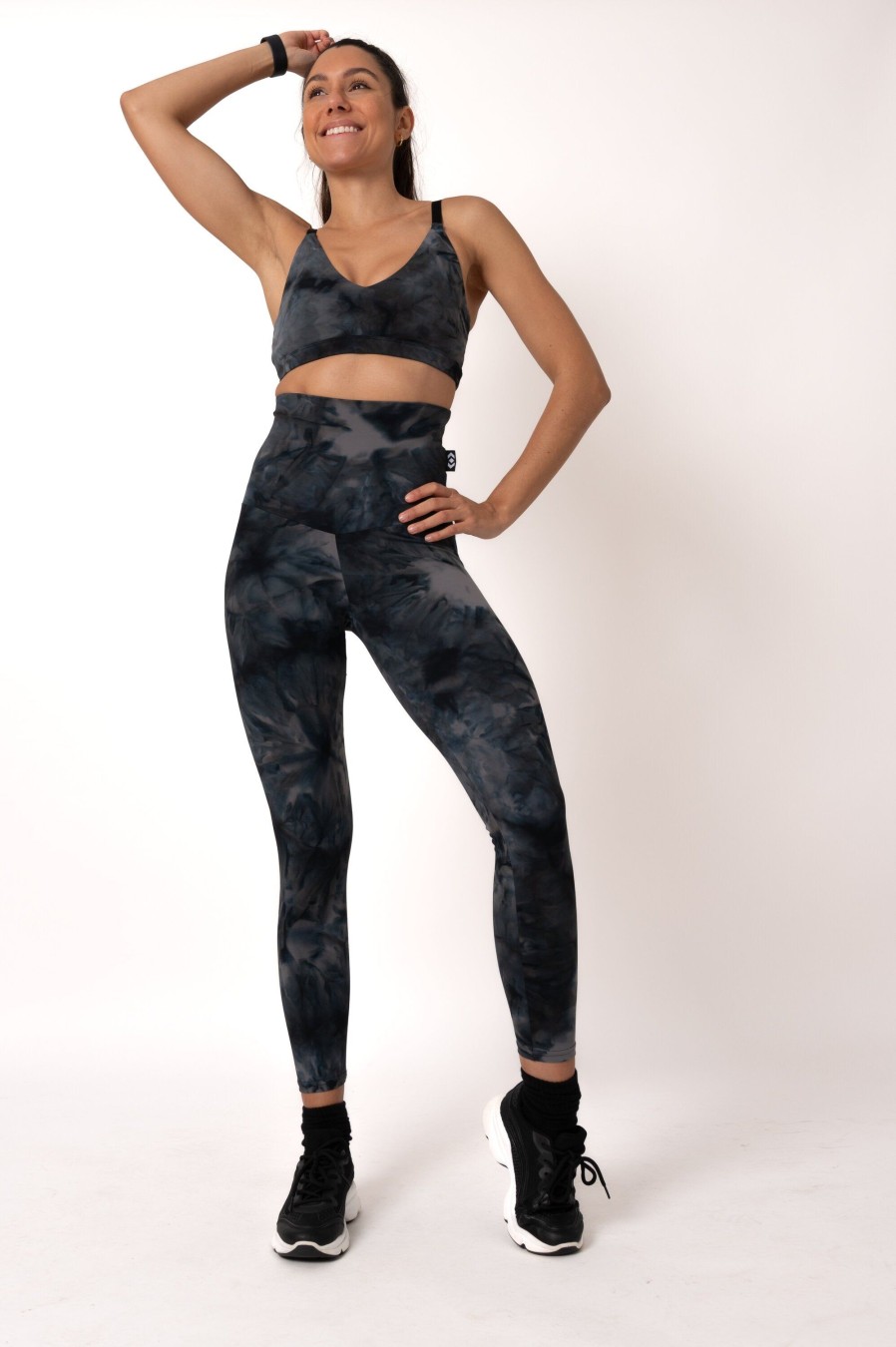 Women R2W 7/8 | Dark And Moody Tie Dye Body Contouring - Extra High Waisted 7/8 Leggings