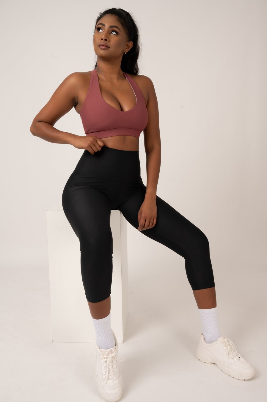 Women R2W CROP TOP | Blush Performance - Deep V Crop