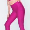 Women R2W CAPRI | Magenta Performance - Panel Pocket High Waisted Capri Leggings