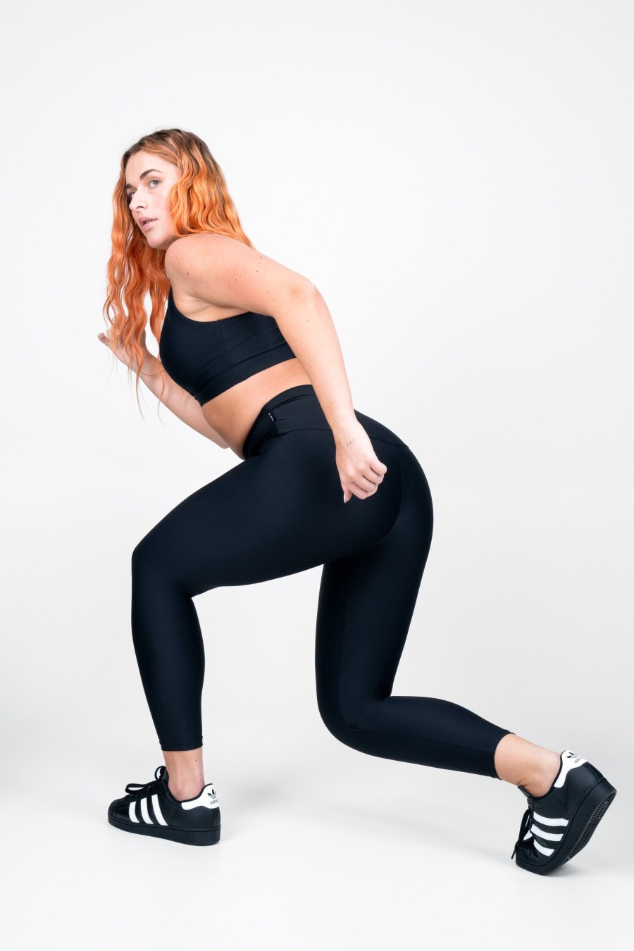 Women R2W 7/8 | Black Performance - High Waisted 7/8 Leggings