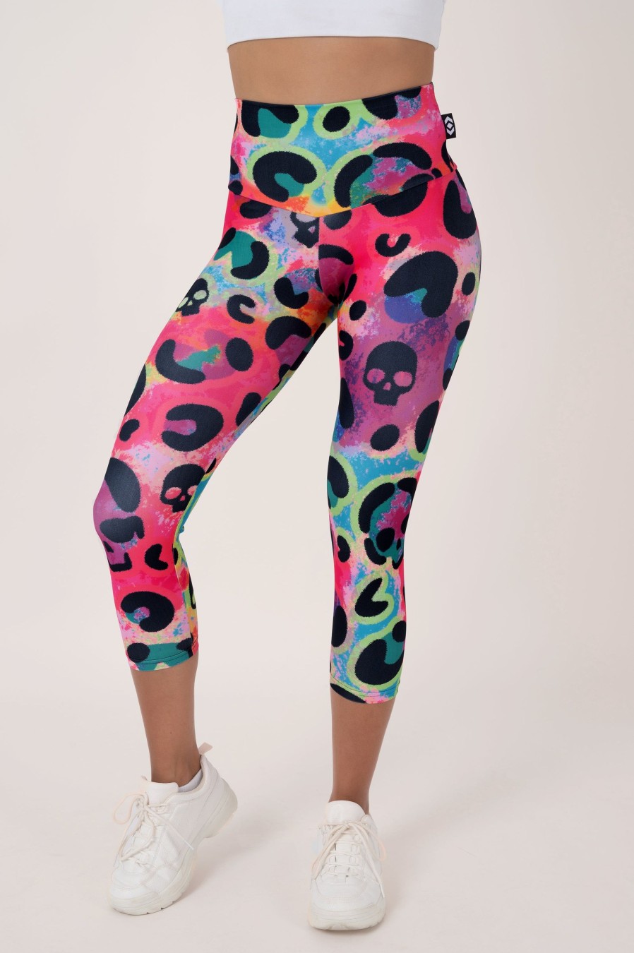 Women R2W CAPRI | Rave In The Grave Performance - High Waisted Capri Leggings