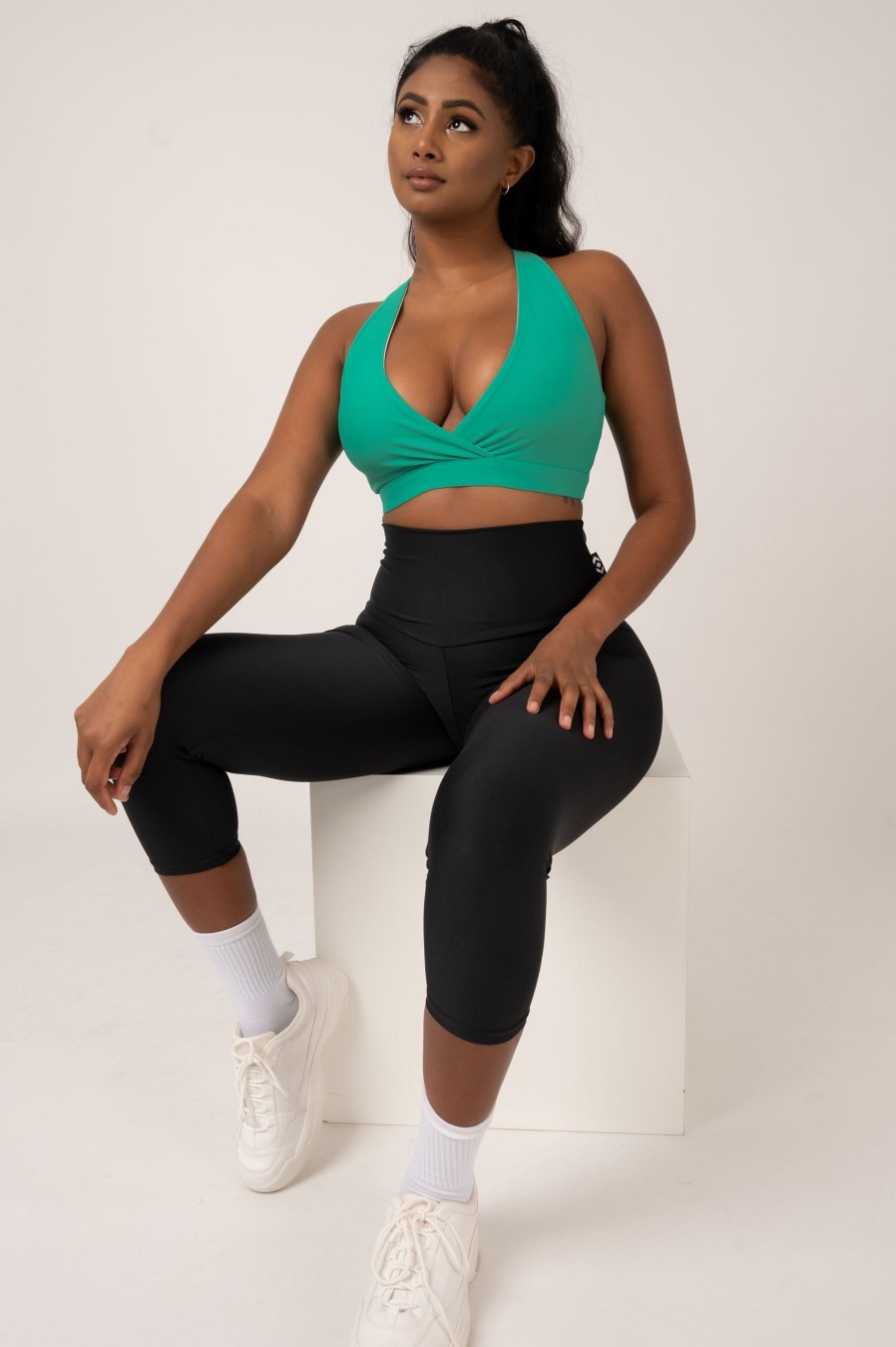 Women R2W CROP TOP | Jade Performance - Cross Over Crop