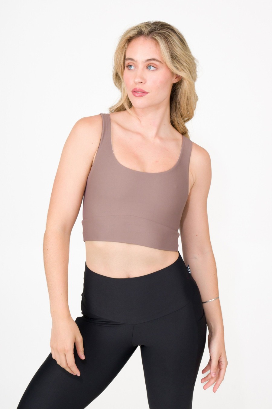 Women R2W CROP TOP | Mocha Performance - Scoop Neck Comfort Crop Top