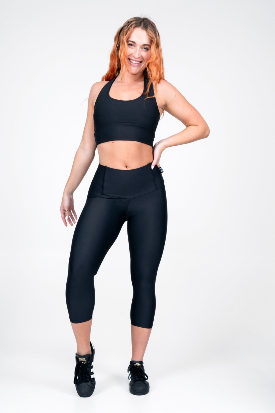 Women R2W CAPRI | Black Performance - Double Tummy Control High Waisted Capri Leggings