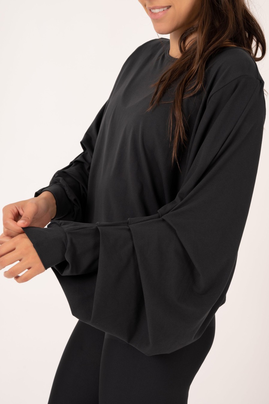 Women R2W BATWING SWEATER | Black Soft To Touch - Batwing Cinched Sleeve Sweater