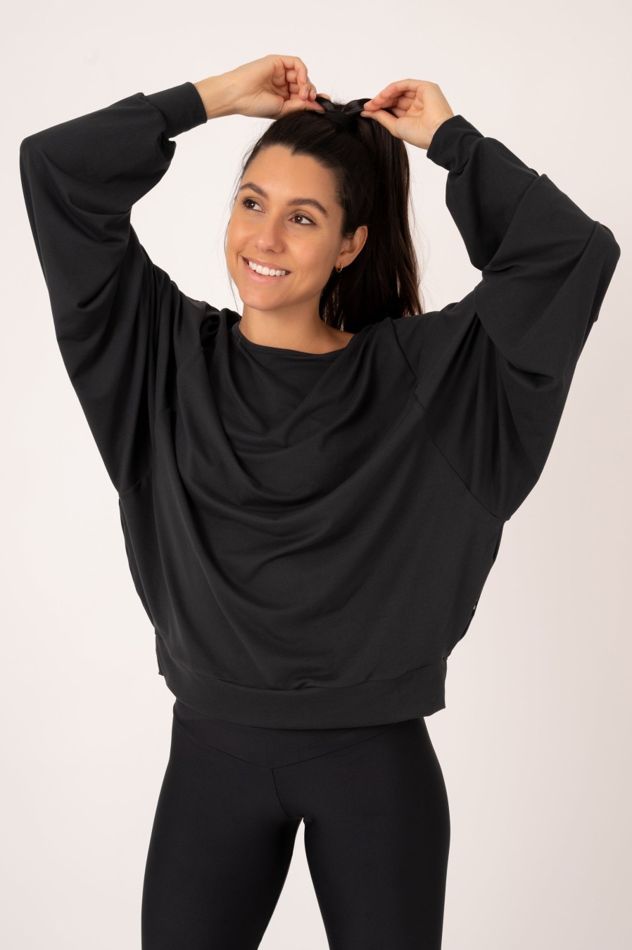 Women R2W BATWING SWEATER | Black Soft To Touch - Batwing Cinched Sleeve Sweater