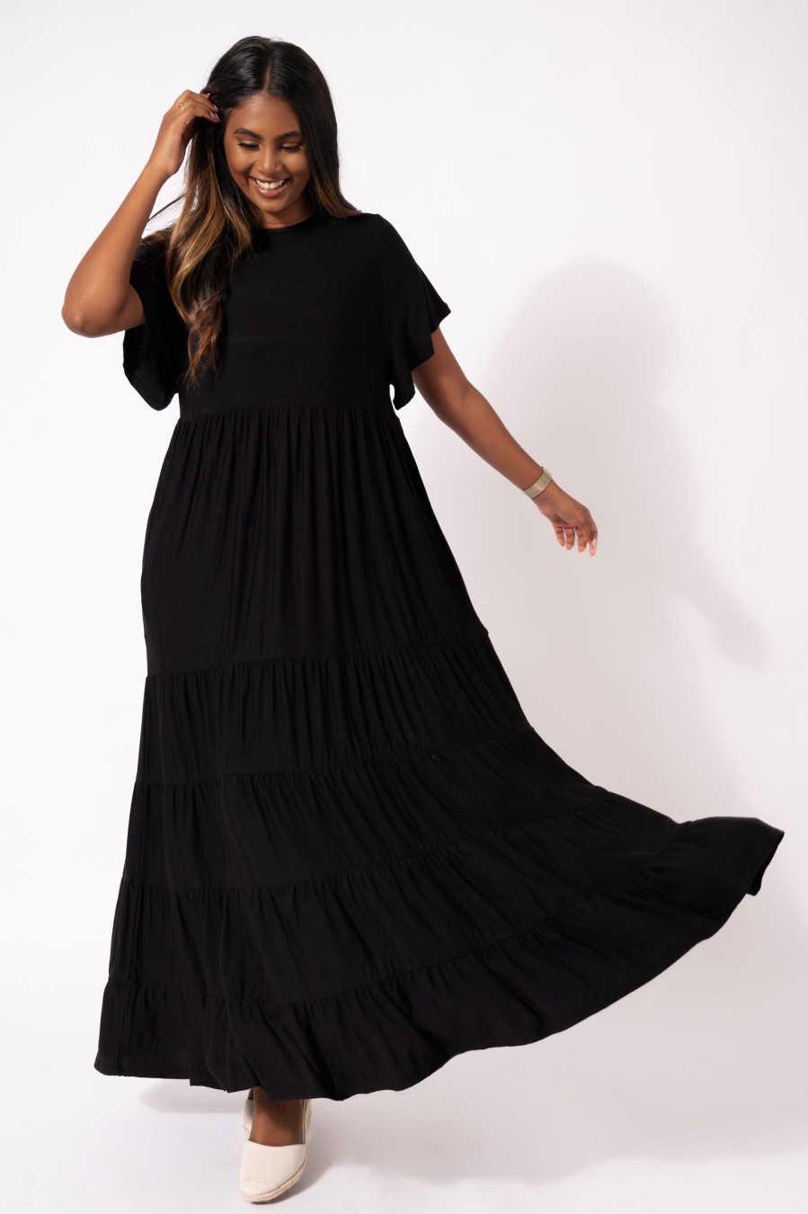 Women R2W DRESS | Black Slinky To Touch - Baby Doll Tiered Maxi Dress