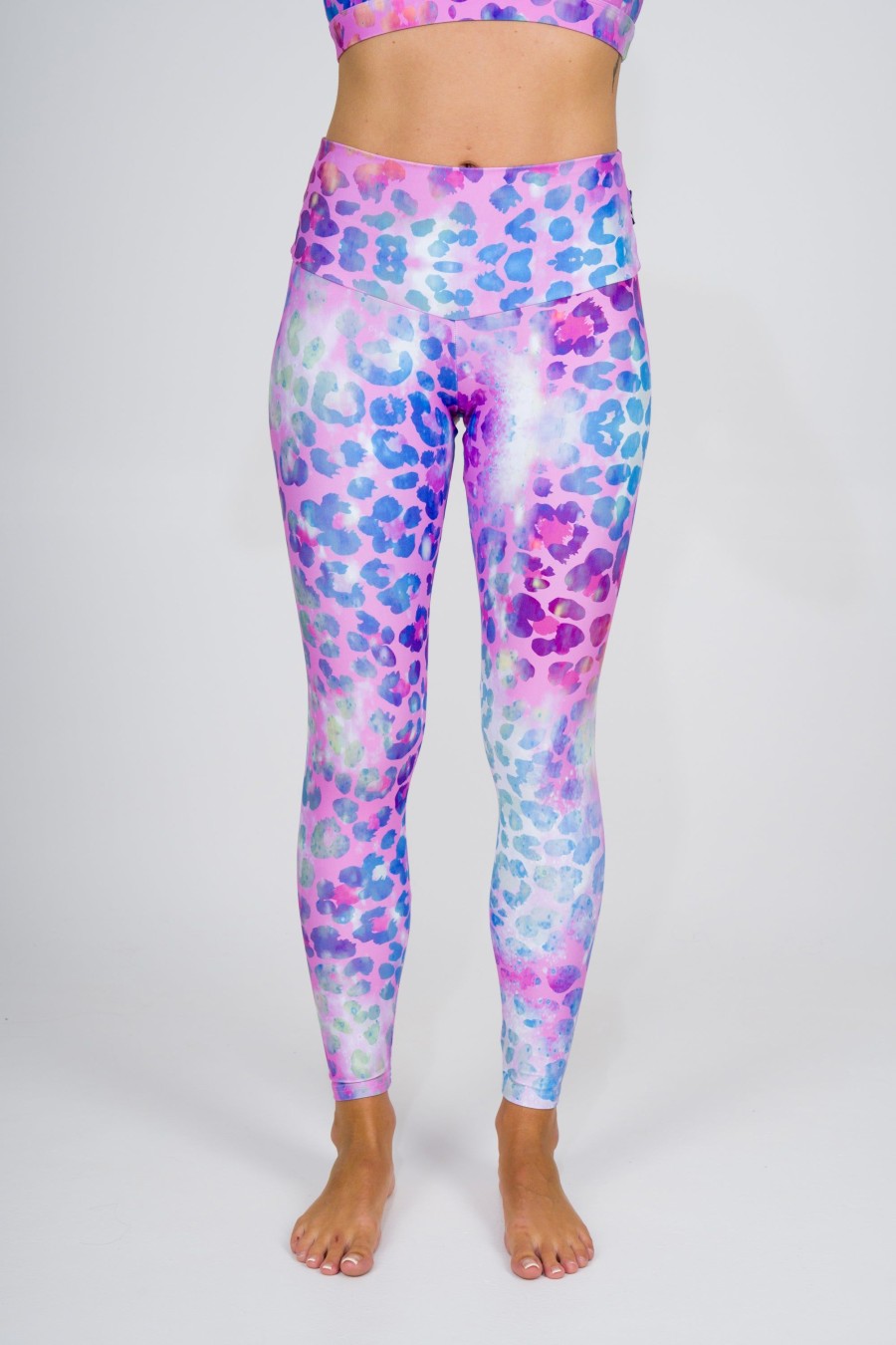 Women R2W LEGGINGS | Rainbow Jag Performance - High Waisted Leggings