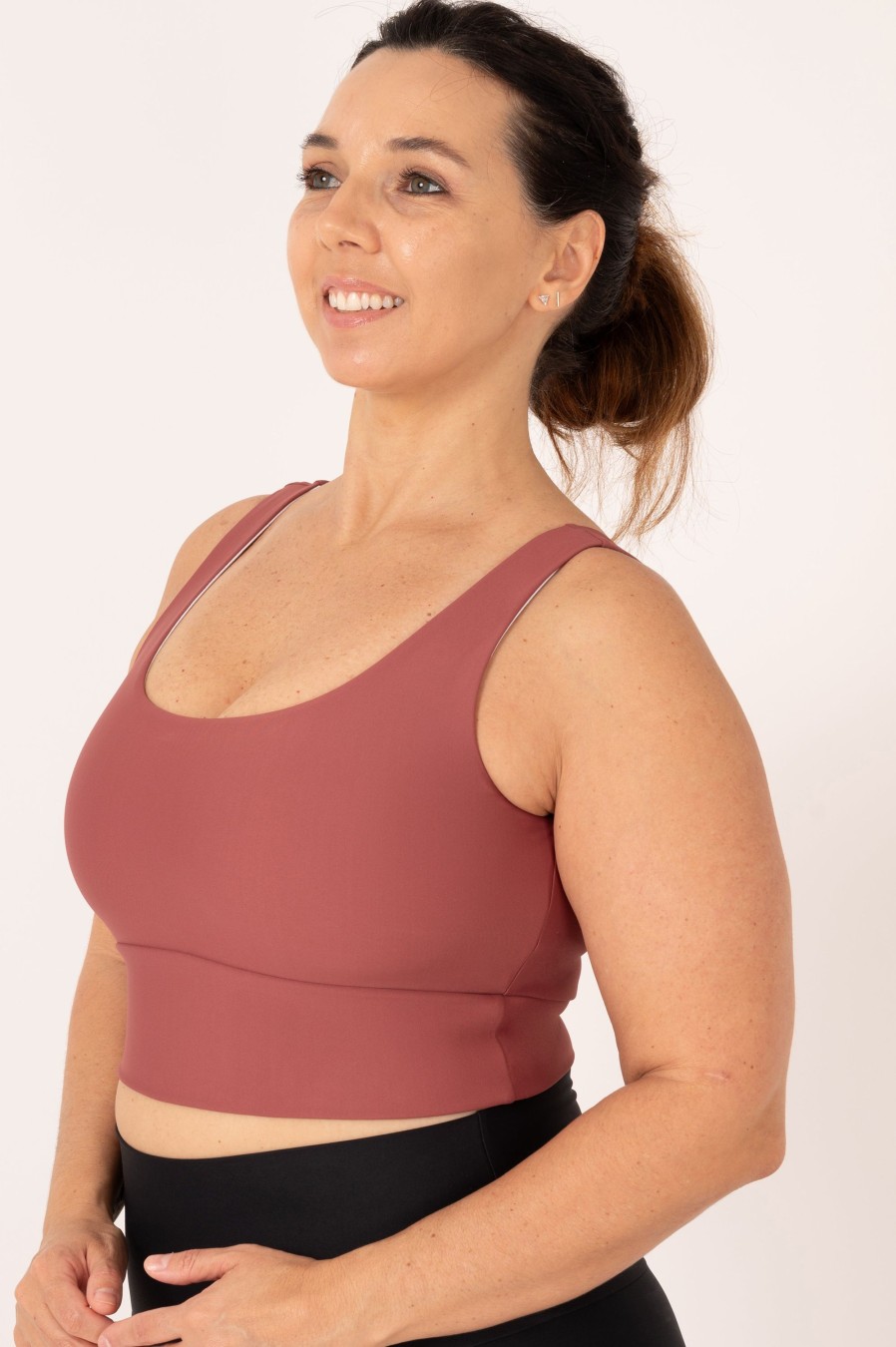 Women R2W CROP TOP | Blush Performance - Scoop Neck Comfort Crop Top