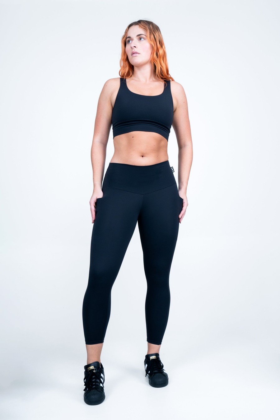 Women R2W 7/8 | Black Body Contouring - Panel Pocket High Waisted 7/8 Leggings