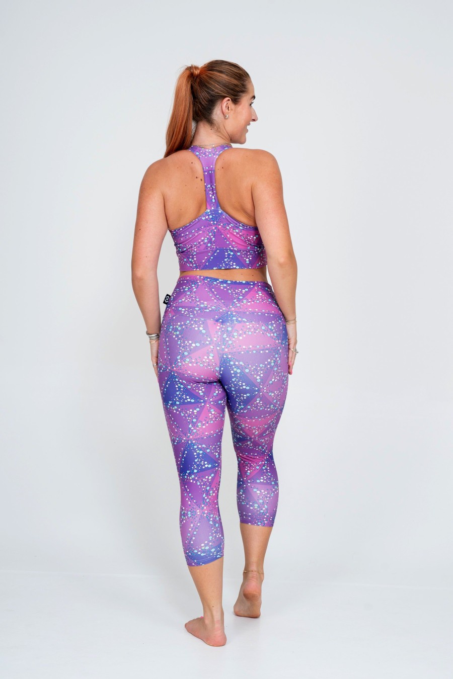 Women R2W CAPRI | Trance Purple Performance - High Waisted Capri Leggings