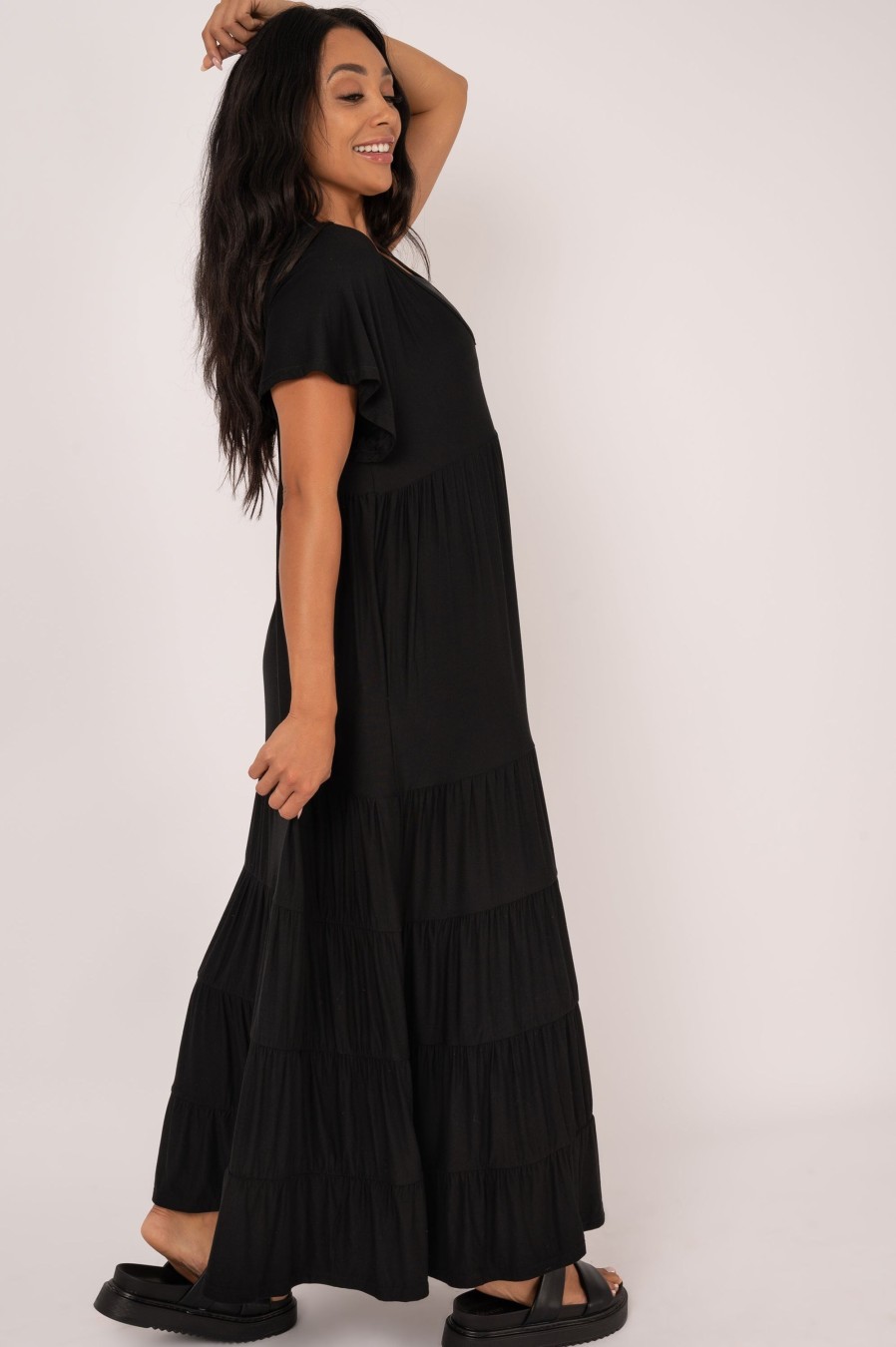 Women R2W DRESS | Black Slinky To Touch - Baby Doll Tiered V Neck Maxi Dress