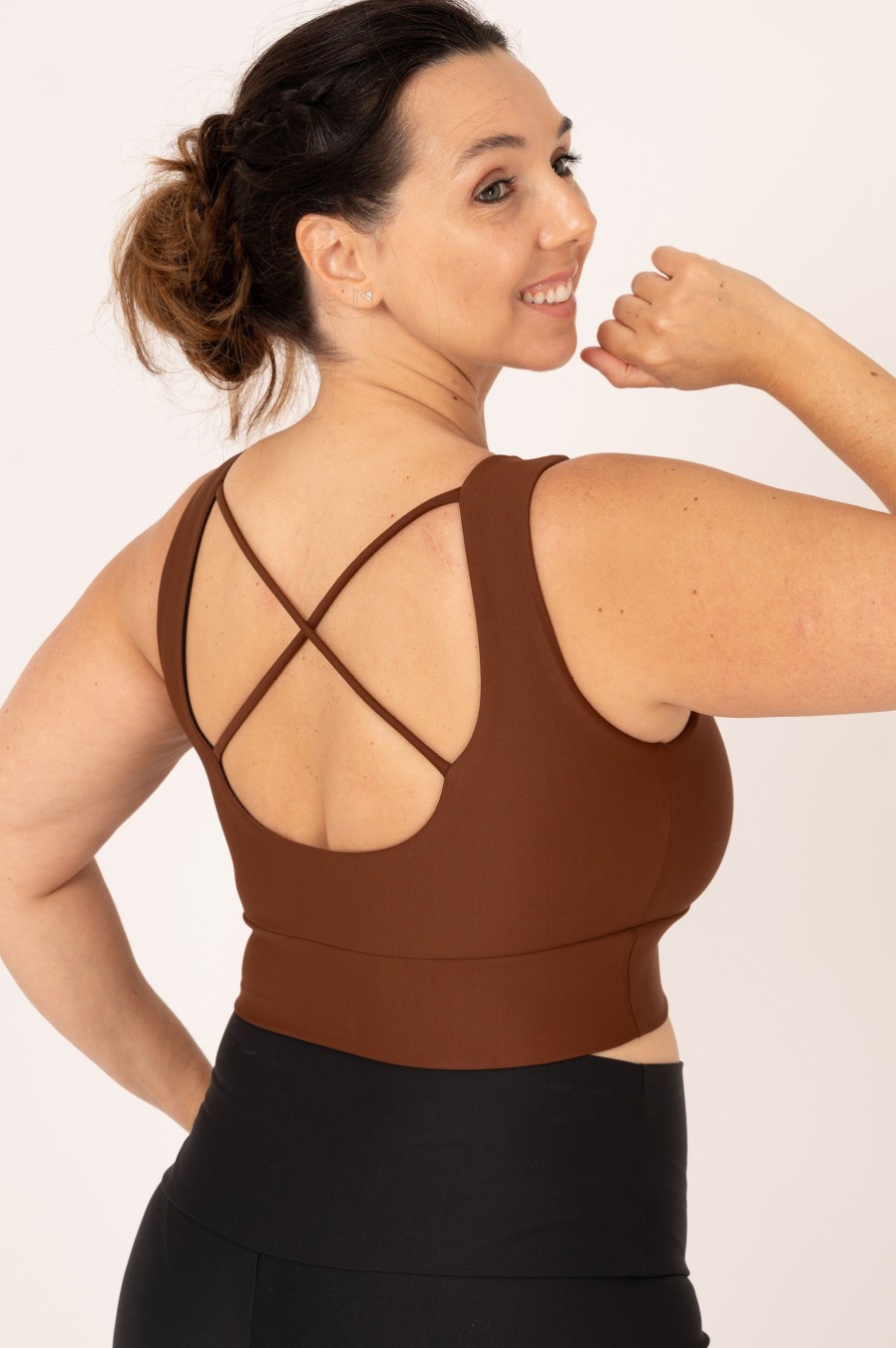 Women R2W CROP TOP | Chocolate Performance - Scoop Neck Comfort Crop Top