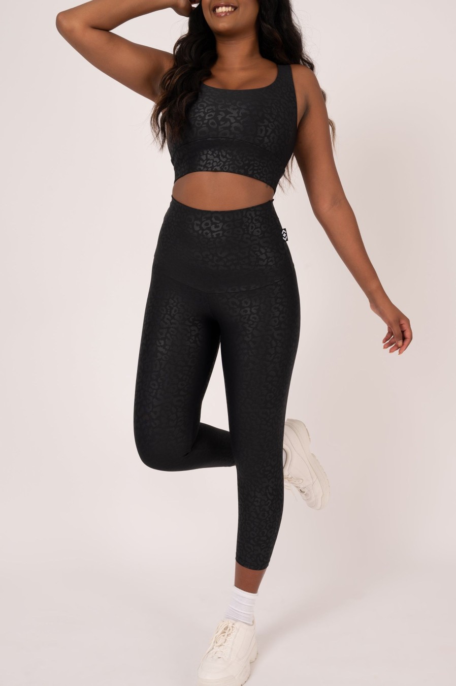 Women R2W CAPRI | Black Exotic Touch Jag - Extra High Waisted Capri Leggings