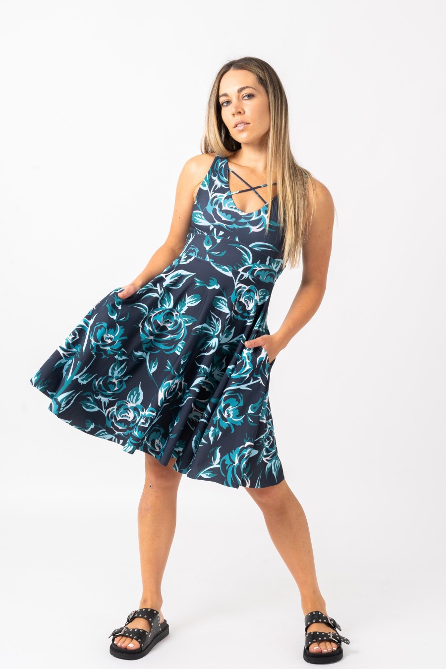 Women R2W DRESS | Cruel To Be Kind Silky - Reversible Comfort Crop Midi Dress W/Pockets