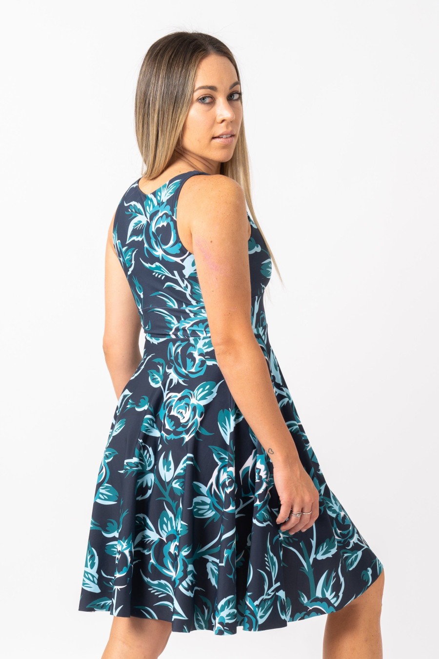 Women R2W DRESS | Cruel To Be Kind Silky - Reversible Comfort Crop Midi Dress W/Pockets