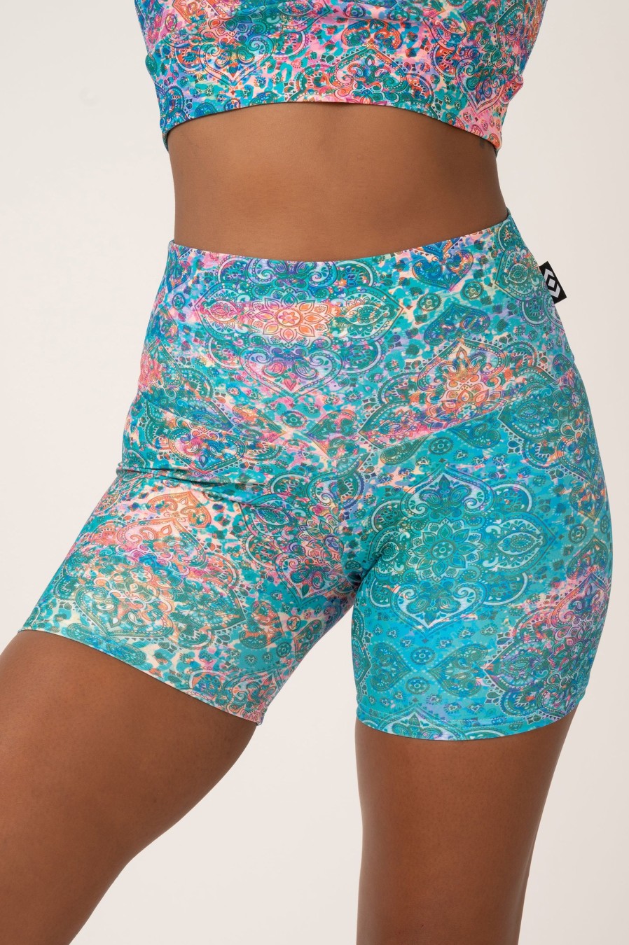 Women R2W BOOTY SHORTS | Mandala Rainbow Performance - High Waisted Booty Shorts