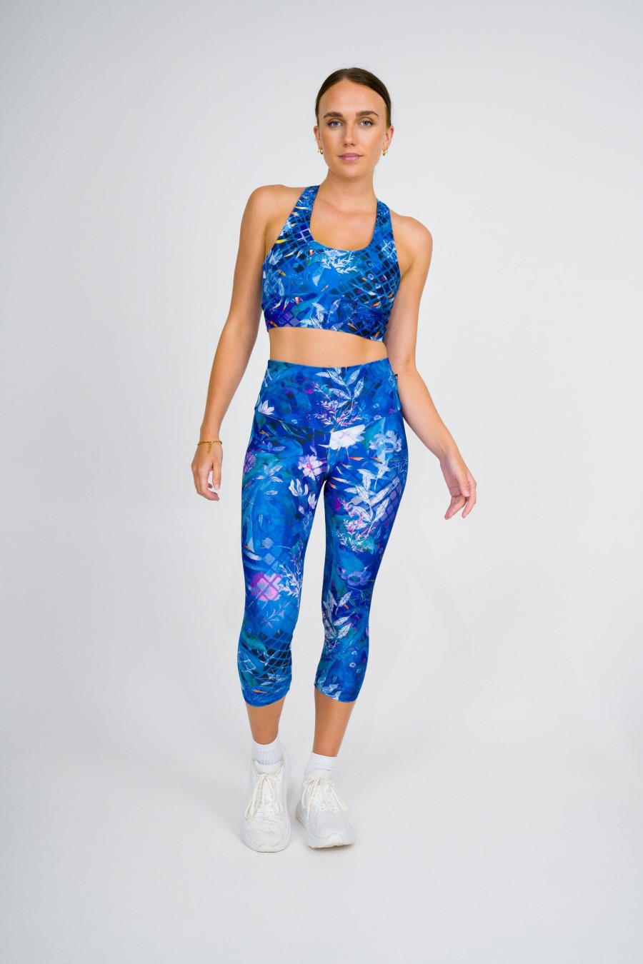 Women R2W CAPRI | Mermaid Mafia Performance - High Waisted Capri Leggings