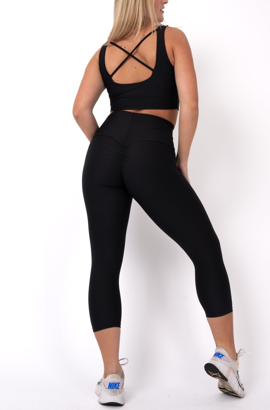 Women R2W CAPRI | Black Performance - Booty Scrunch High Waisted Capri Leggings