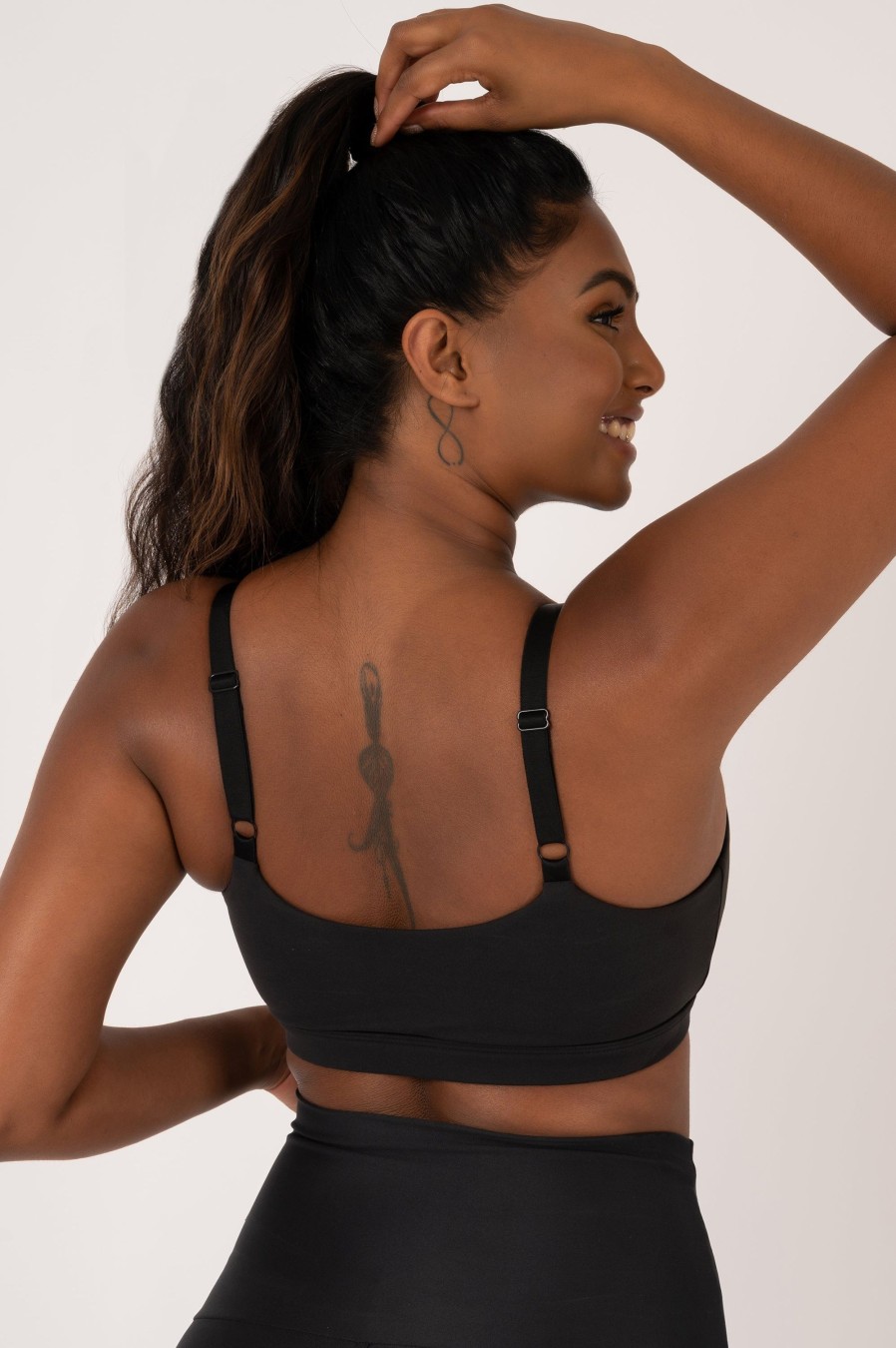 Women R2W CROP TOP | Black Body Contouring - Bralette Crop