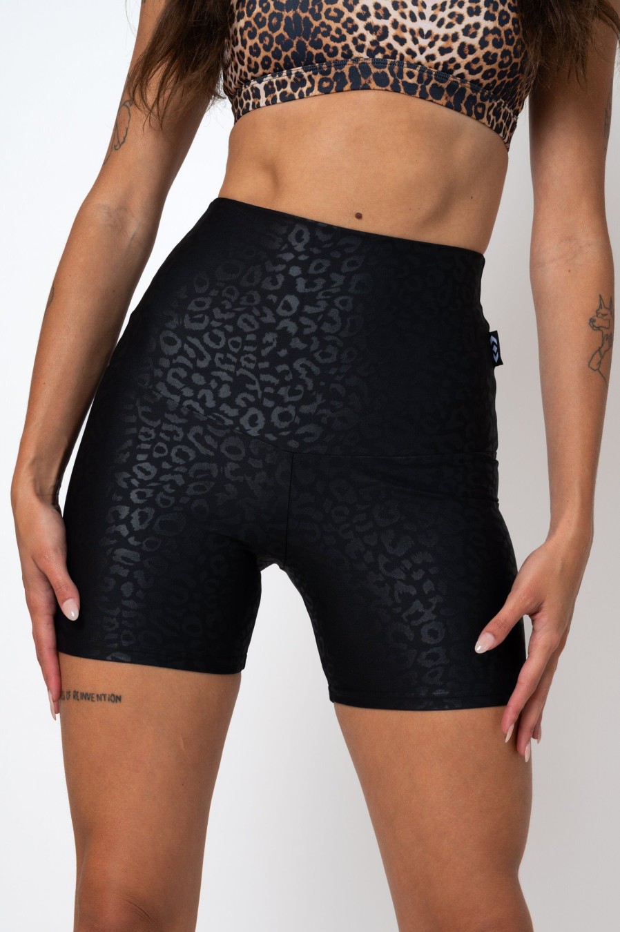 Women R2W BOOTY SHORTS | Black Exotic Touch Jag - Extra High Waisted Booty Shorts