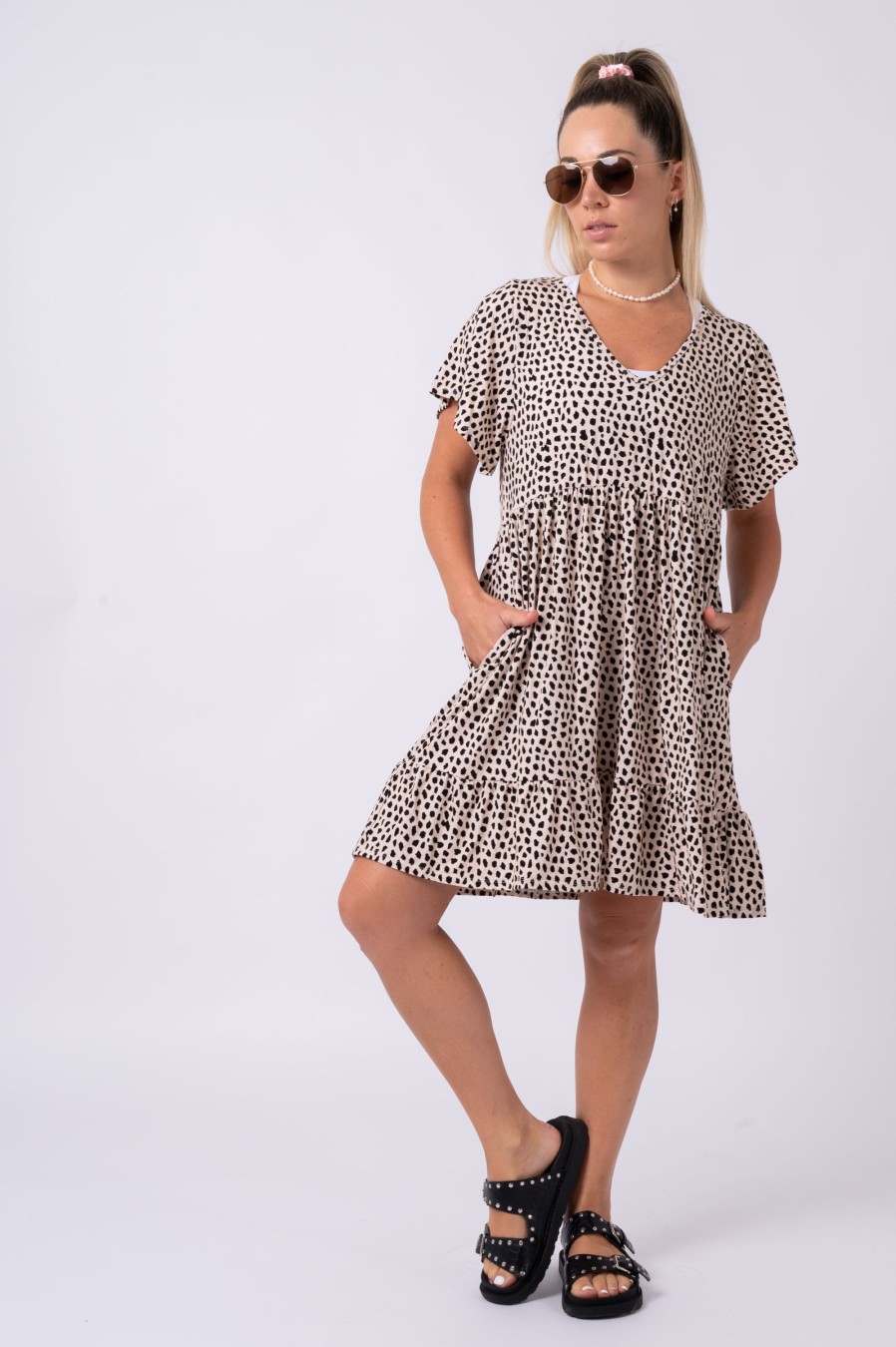 Women R2W DRESS | Speckle Jag Sand Slinky To Touch - Baby Doll V Neck Tiered Mini Dress