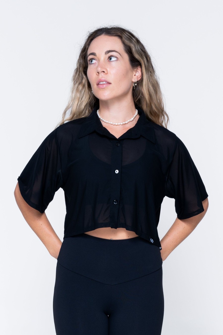 Women R2W BUTTON UP BOYFRIEND TEE | Black Net - Cropped Button Up Boyfriend Tee