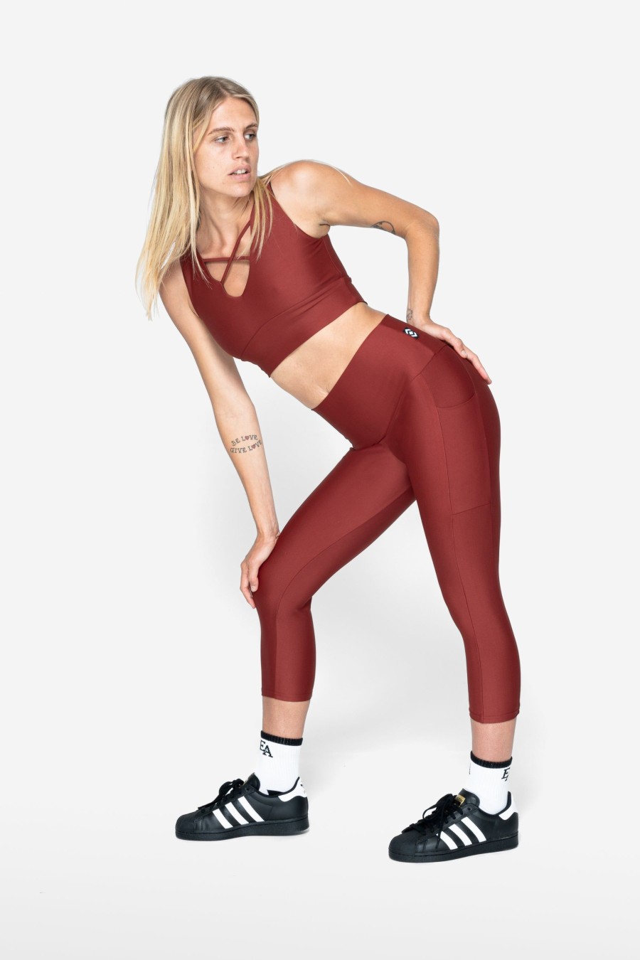 Women R2W CAPRI | Burnt Copper Performance - Panel Pocket High Waisted Capri Leggings