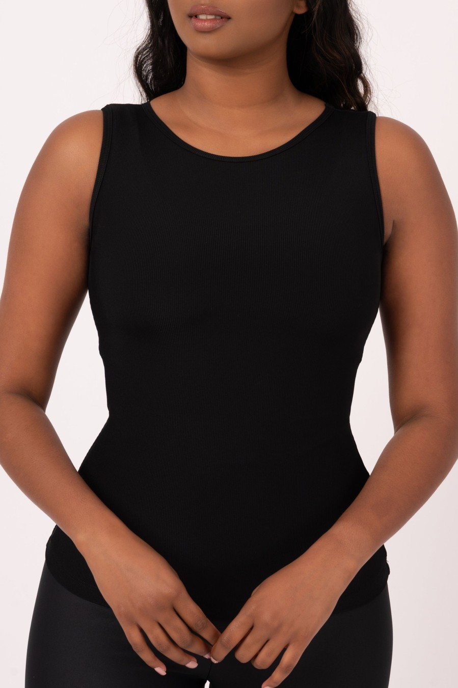 Women R2W FITTED TANK | Black Rib Knit - Fitted Tank